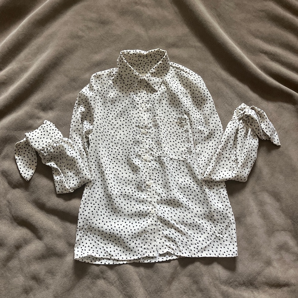 Long sleeve button up blouse